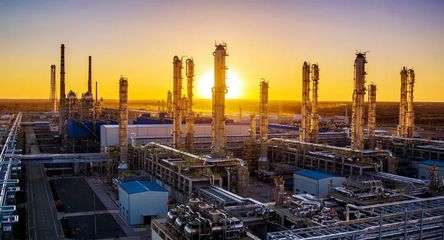 奮斗百年路 啟航新征程--中國(guó)石油和化學(xué)工業(yè)發(fā)展成就掠影